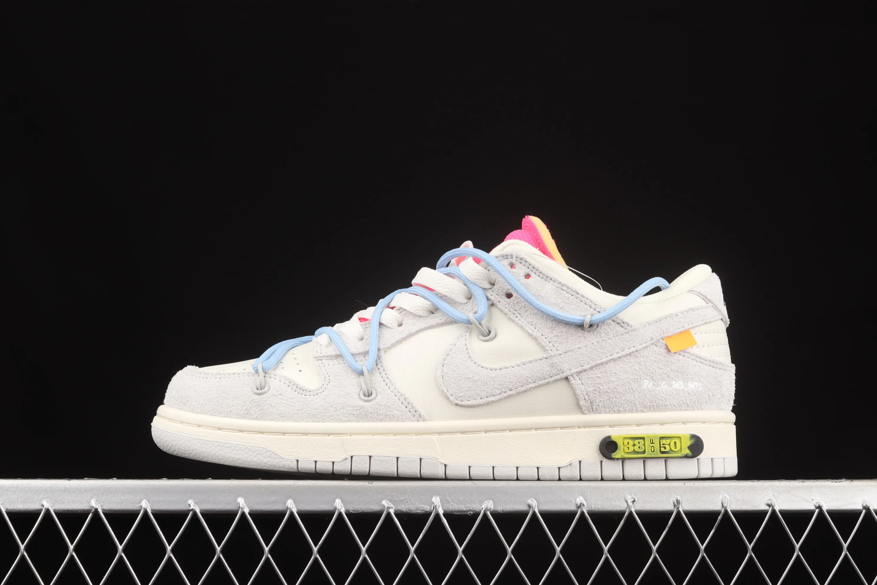 All Categories Nk SB Dunk Series Nk SB Dunk Low low-top sneakers OF x Nk Dunk Low "12 of 50" OW suede SB smashed backboard fashion casual sneakers DJ0950-113